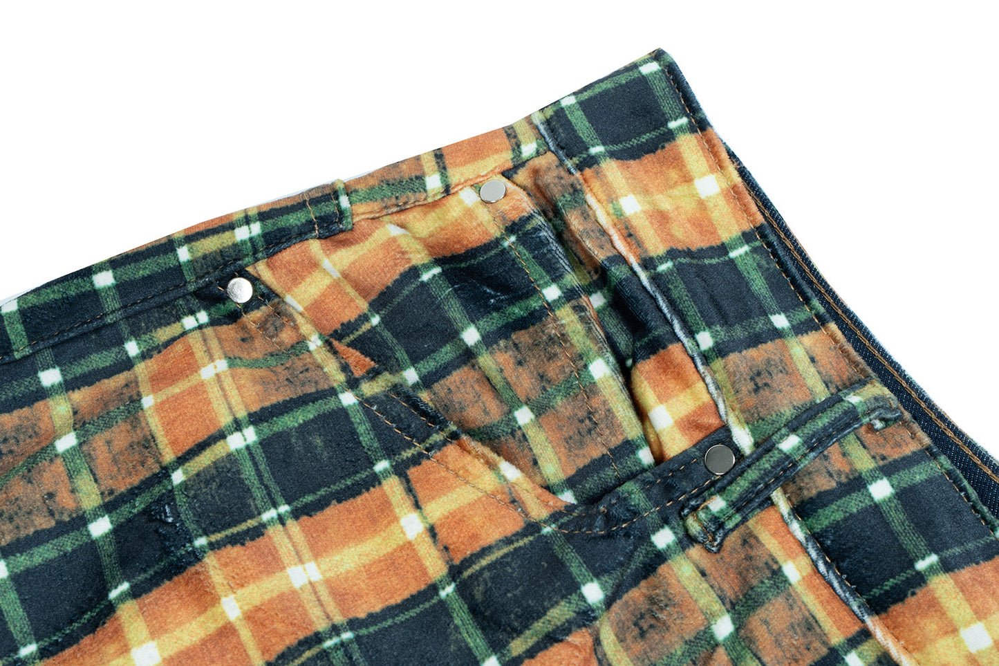 IAC | STRUCTURED SHORTS
