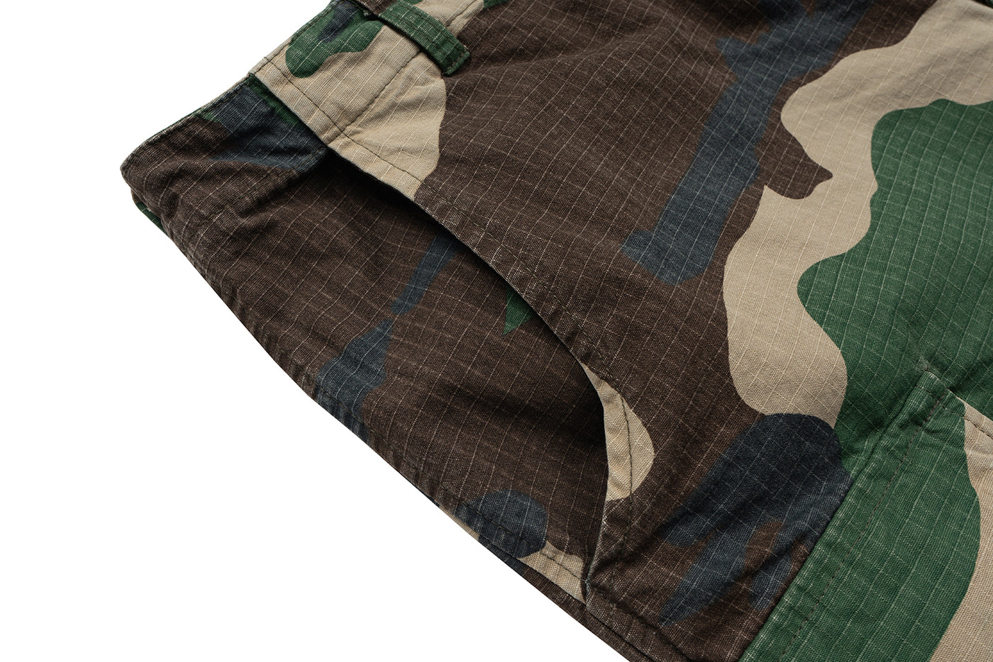 IAC | Camo loose shorts