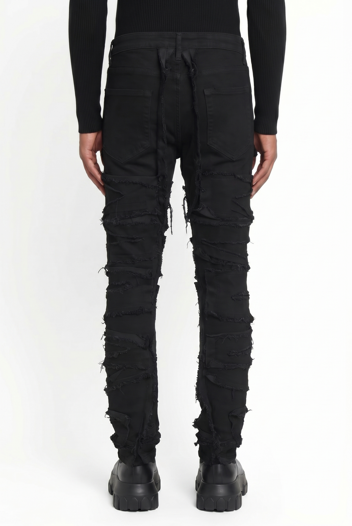IAC | DISTRESSED BLACK PANTS