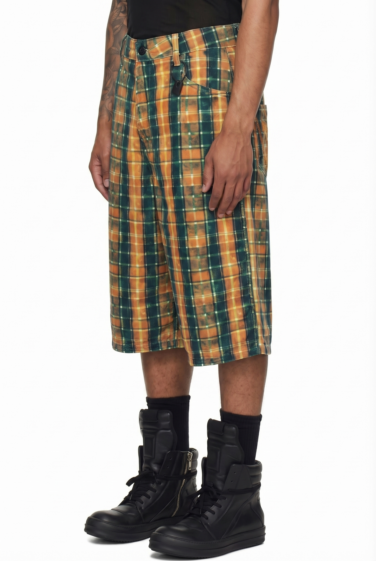 IAC | STRUCTURED SHORTS