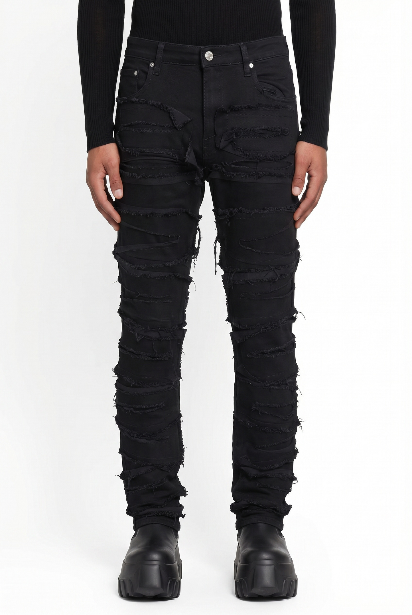 IAC | DISTRESSED BLACK PANTS