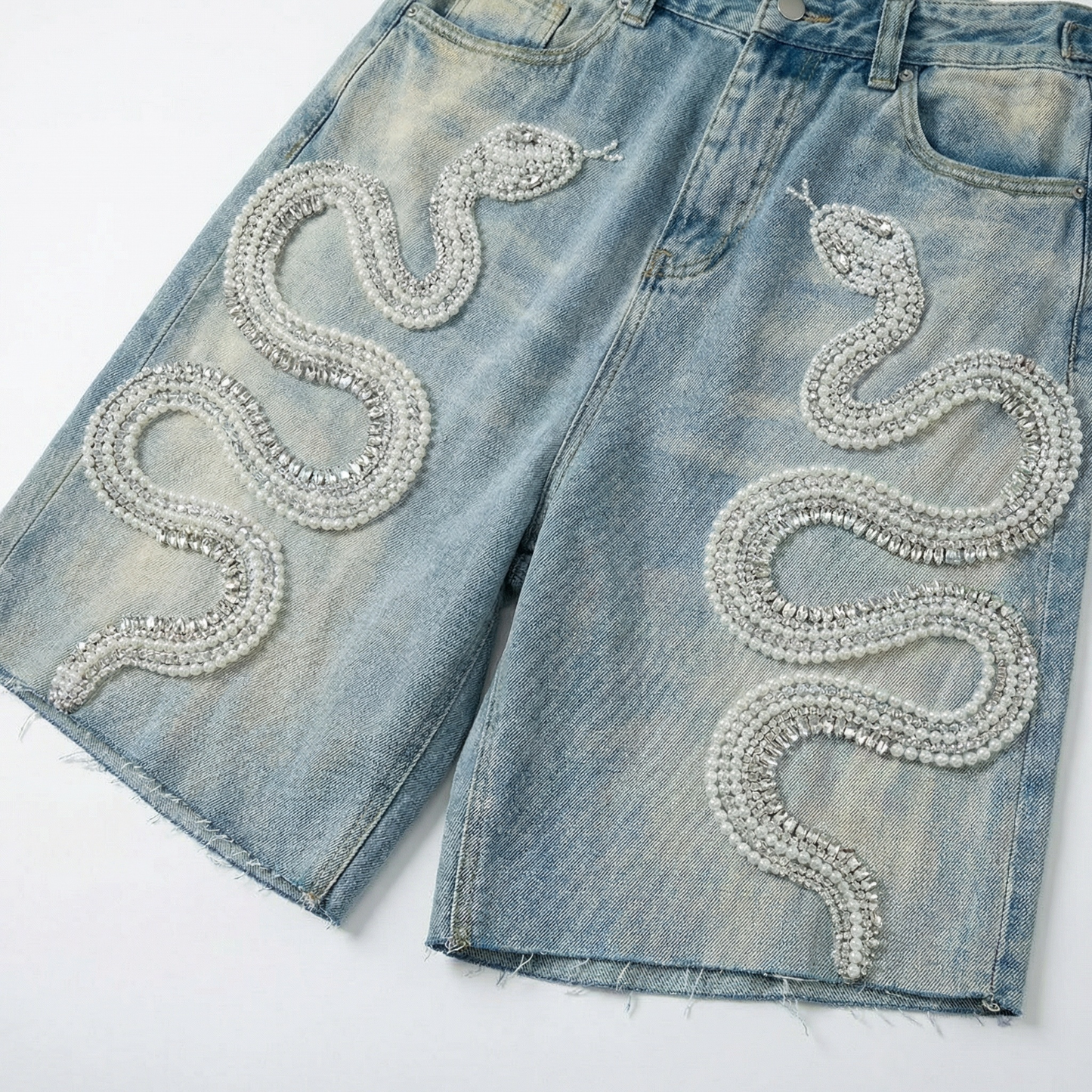 IAC | I AM LOVE DENIM SHORTS